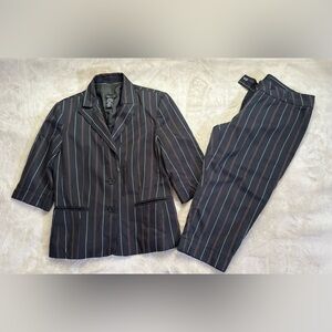 Bcbgmaxazria Woman’s Two Piece Black Striped Suit Size 6